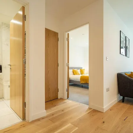 Apartament Cube/mailbox/luxury New Build- 2 Bed *